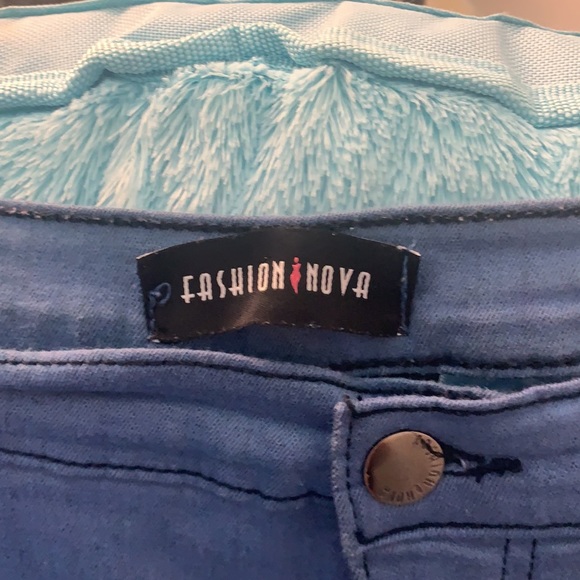 FASHION NOVA Super High Waist Denim Skinnies - Picture 3 of 6